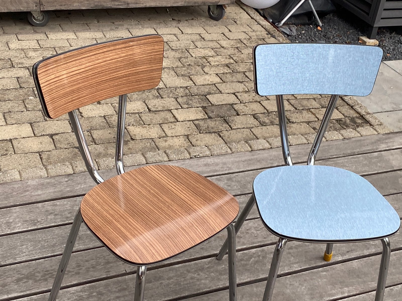 2x formica keukenstoelen retro licht blauw en houtkleur, Huis en Inrichting, Stoelen, Ophalen of Verzenden, Gebruikt, Blauw, Twee