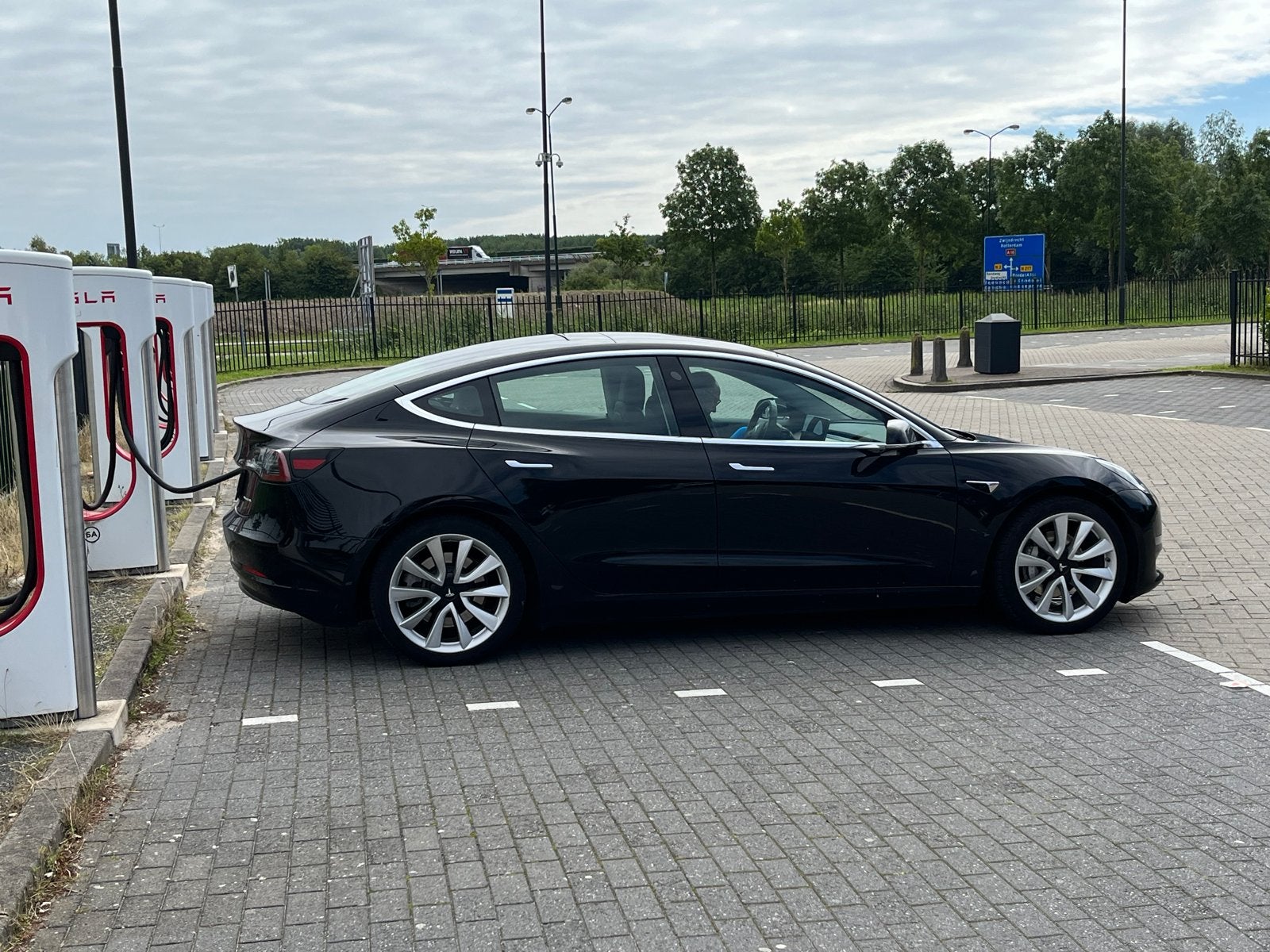 Tesla zomerset Model 3 LR AWD 2019 - 19 INCH Vredestein, 19 inch, Gebruikt, Banden en Velgen, Ophalen of Verzenden