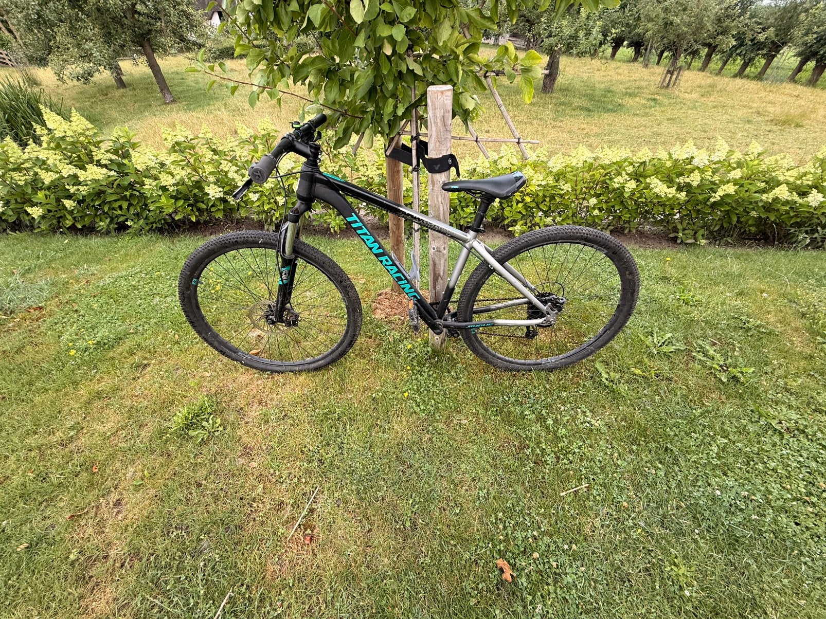 Titan racing bike, Ophalen, Zo goed als nieuw, Staal, 24 inch of meer