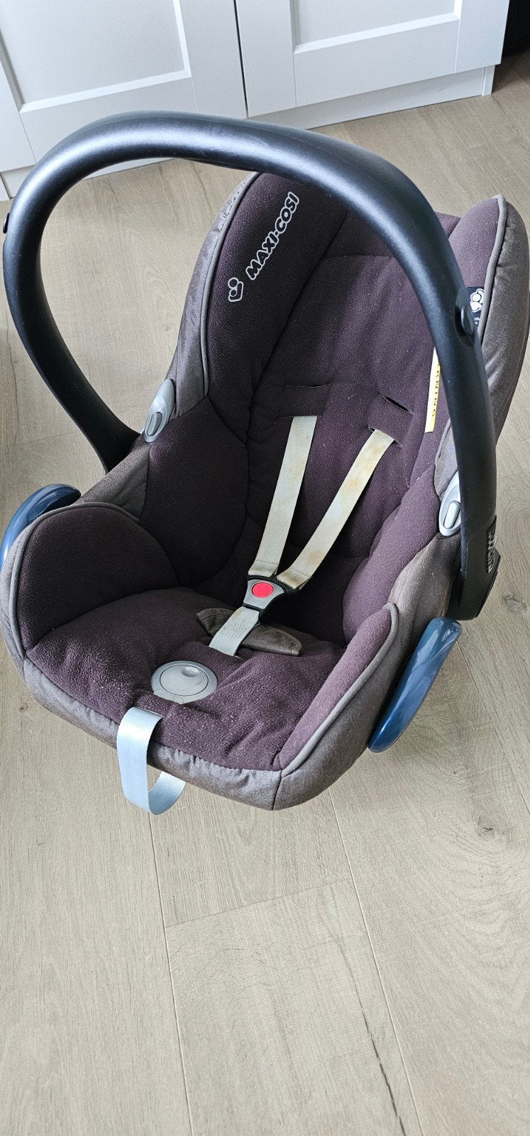 Maxi-Cosi autostoel met verkleiner en voetenzak, Ophalen, Zijbescherming, 0 t/m 13 kg, Maxi-Cosi