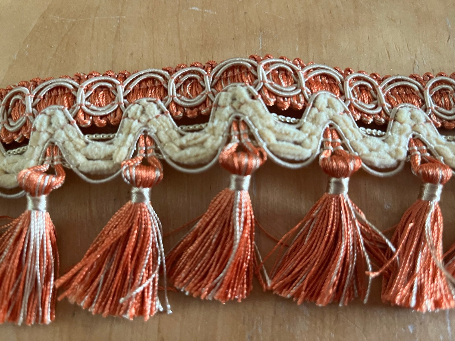 Decoratieve franje band met kwastjes - 3 meter, Overige materialen, Oranje, Ophalen of Verzenden, Minder dan 30 cm