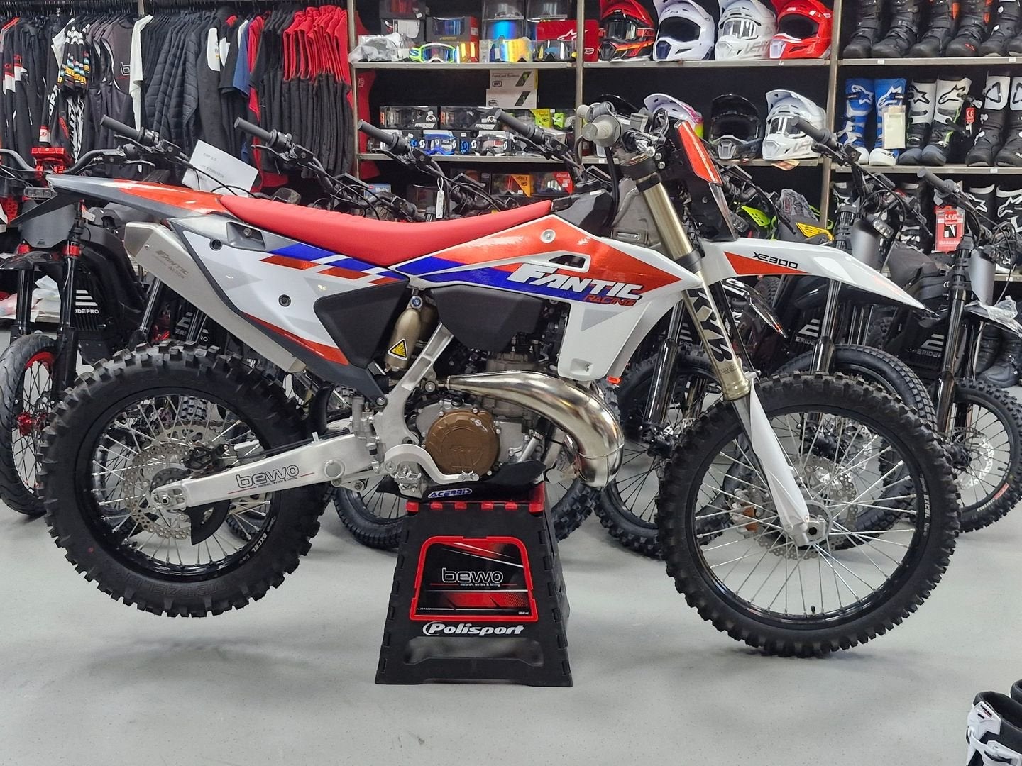 FANTIC XE 300 2026 (Yamaha YZ WR ENDURO 250), FANTIC, Bedrijf, Onbekend, Overig