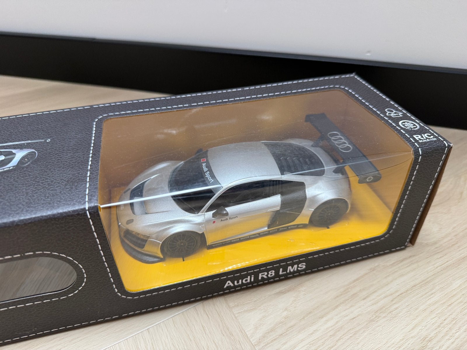 Rastar Audi R8 LMS RC auto 1:24 grijs, Ophalen of Verzenden, Zo goed als nieuw, Auto, Overige merken