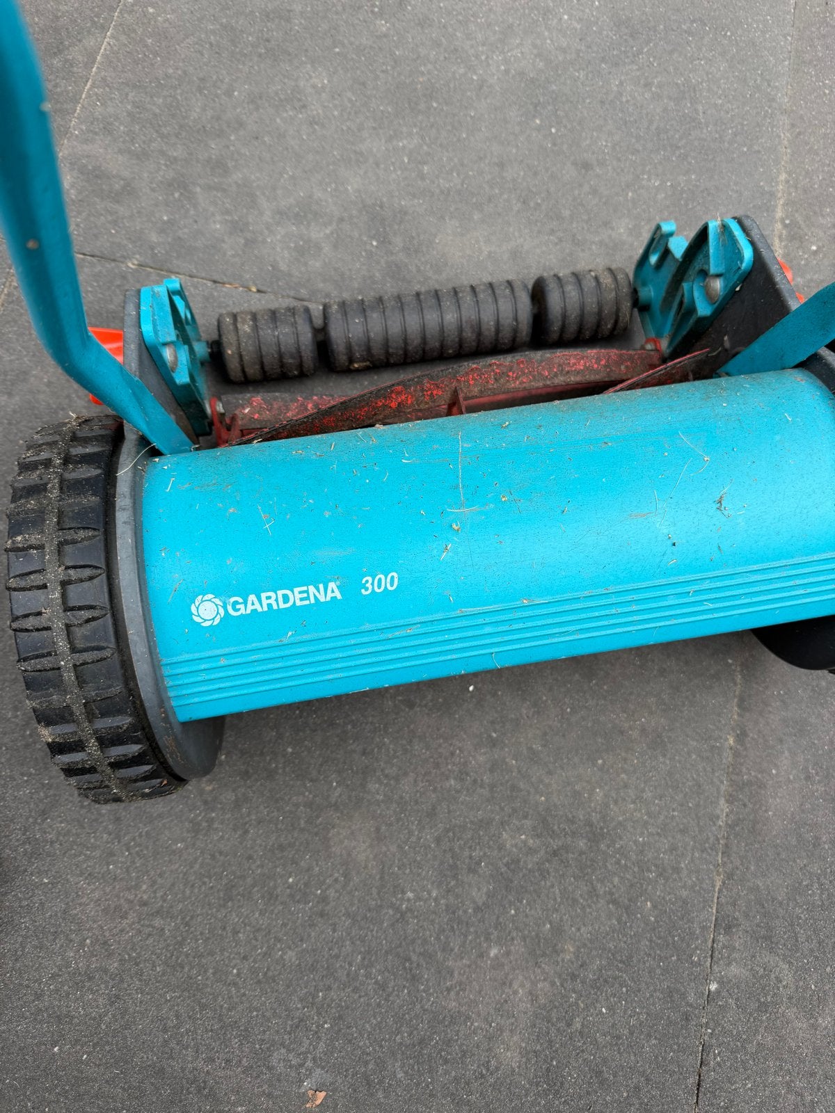 Grasmaaier Gardena 300 - Handgrasmaaier, Tuin en Terras, Grasmaaiers, Ophalen, Gebruikt, Handgrasmaaier, 30 t/m 39 cm