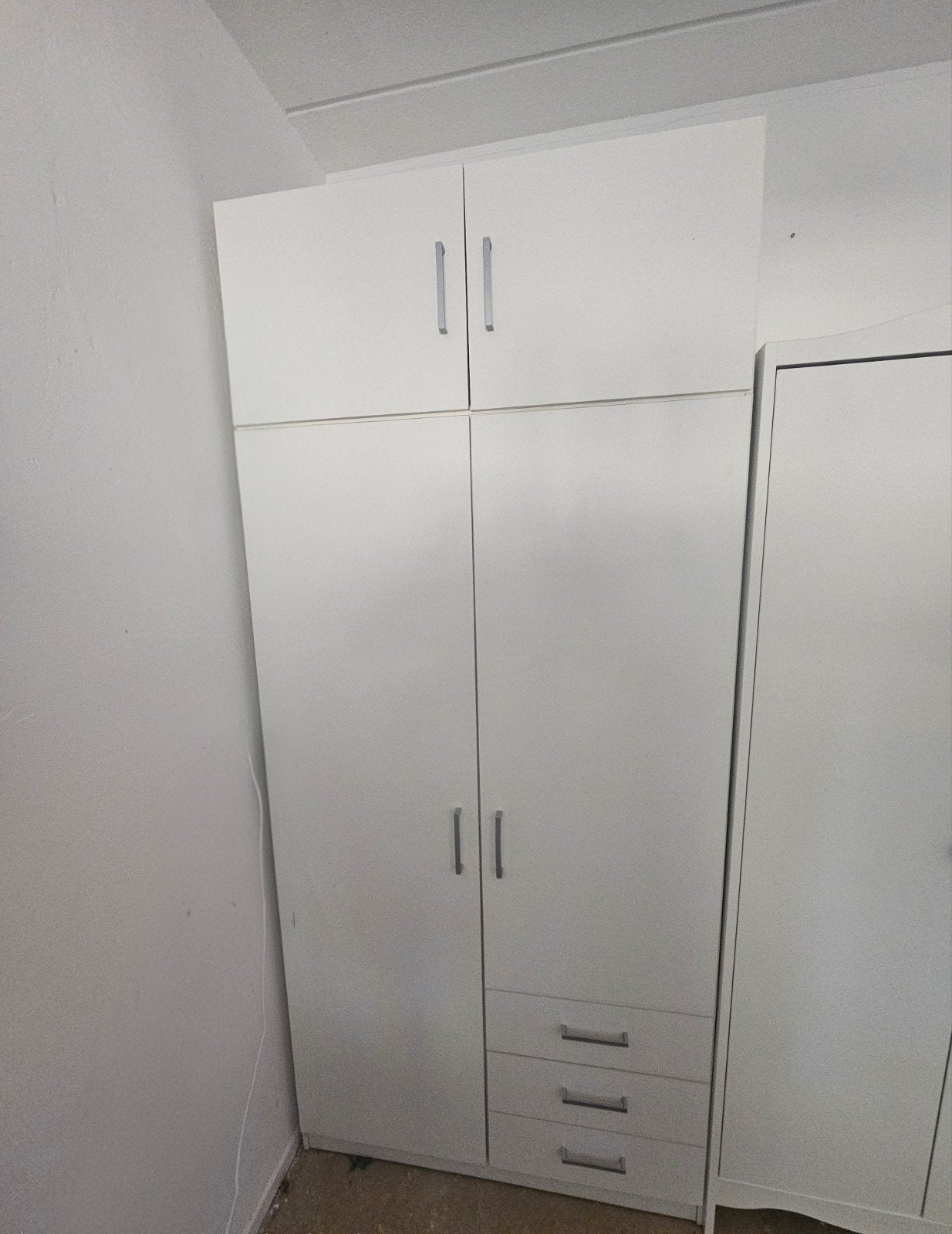 Fandrup kelding kast, Huis en Inrichting, Kasten | Kledingkasten, 200 cm of meer, 50 tot 100 cm, Zo goed als nieuw, 50 tot 75 cm