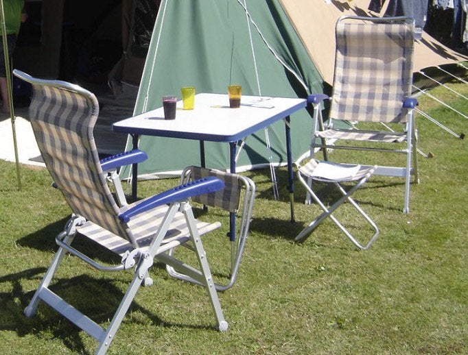 Dukdalf campingstoelen 2 stuks met 1 voetenbank, Ophalen, Gebruikt, Campingstoel