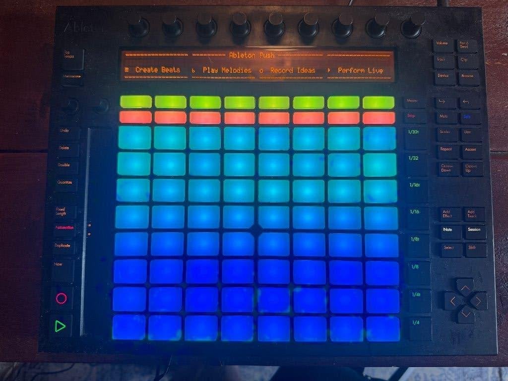 Ableton Push 1, Muziek en Instrumenten, Midi-apparatuur, Ophalen of Verzenden, Zo goed als nieuw
