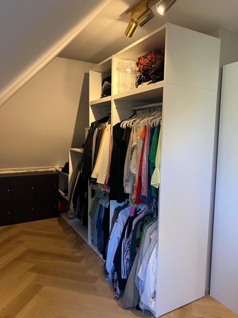IKEA PLATSA kastenwand met ophangrails en planken, Ophalen, Zo goed als nieuw, 200 cm of meer, 150 tot 200 cm