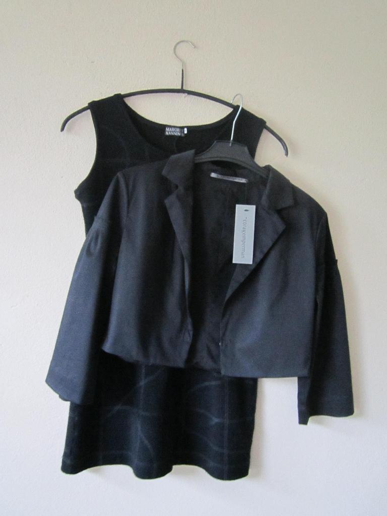 Margriet Nannings tuniek/jurk met Cora Kemperman jasje M.38, Maat 38/40 (M), Zwart, Margriet Nannings, Nieuw