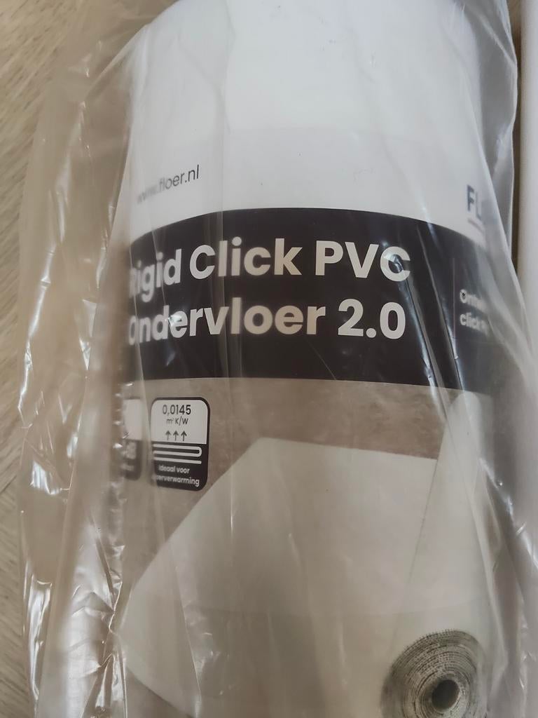 Floer Click PVC Ondervloer  zeker 30 m2, Doe-het-zelf en Verbouw, Plinten en Afwerking, Zo goed als nieuw, Overige typen, Overige materialen