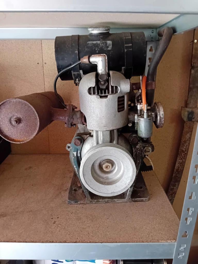 DDR BARKAS stationairmotor., Ophalen of Verzenden, Gebruikt, Benzinemotor