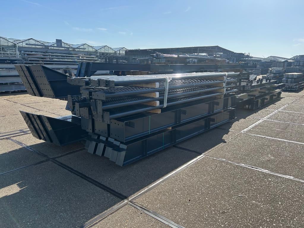 Nieuwe staalconstructie 22.00 x 50.00m (1100m2), 1100 m², Koop, Opslag of Loods