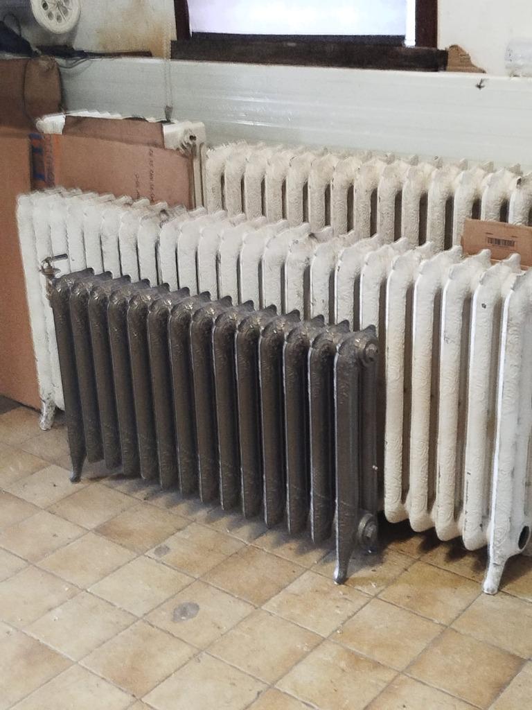 Gietijzeren radiator rococo, Ophalen, Gebruikt, Radiator
