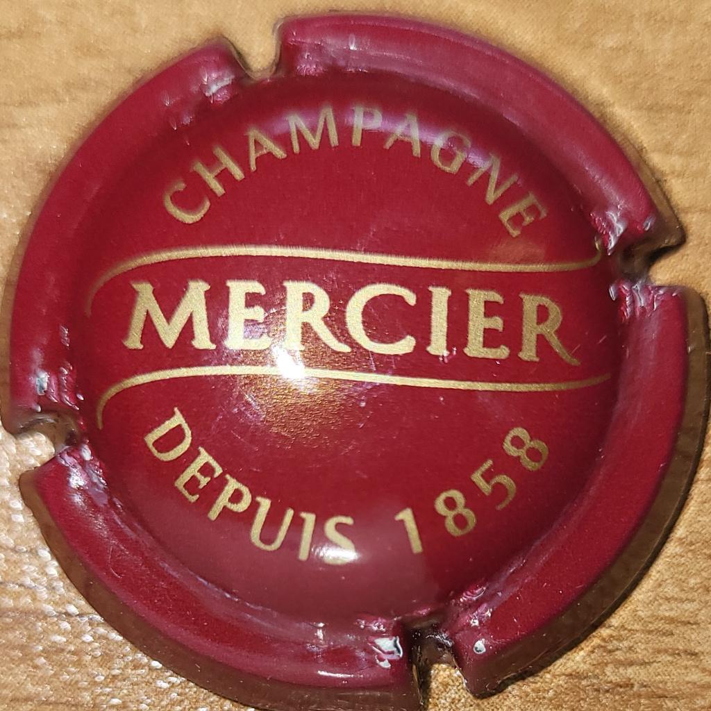 Champagnecapsule Mercier Donker Bordeaux & mat goud nr. 29, Ophalen of Verzenden, Nieuw, Frankrijk, Champagne