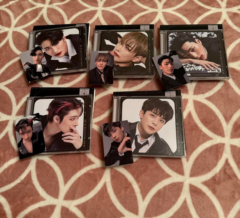 Ateez Paradigm Japan Album CD Solo versie, Ophalen of Verzenden, Zo goed als nieuw, Foto of Kaart