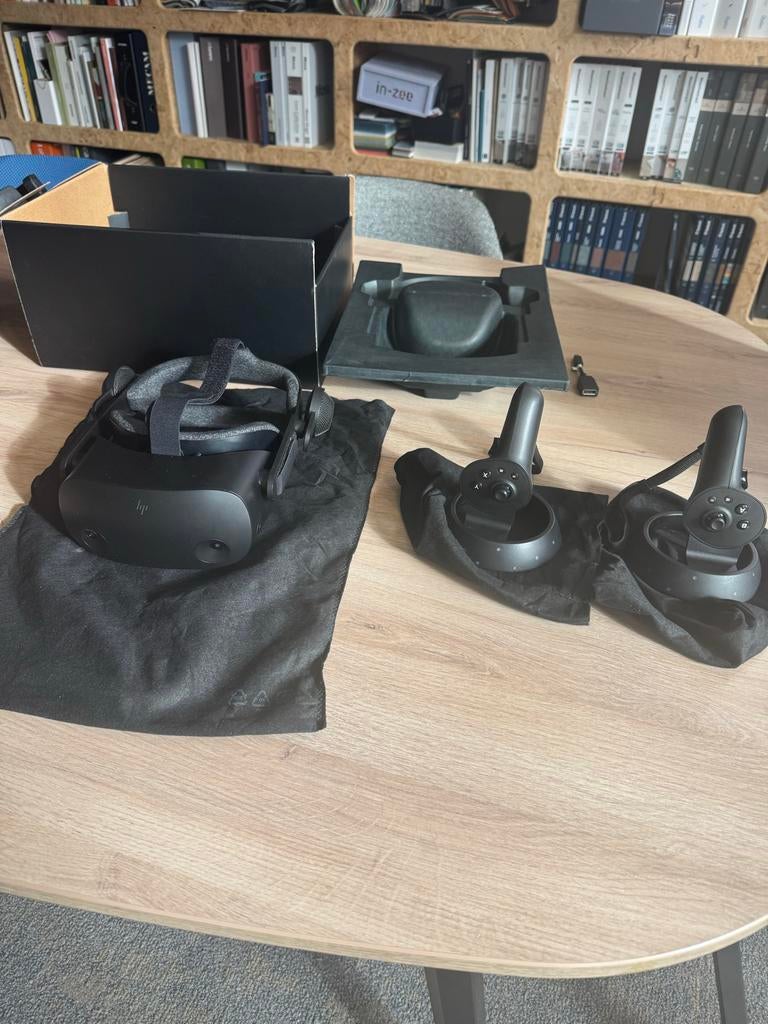HP Reverb G2 VR Headset - Compleet met controllers, Ophalen, Zo goed als nieuw, VR-bril, Pc