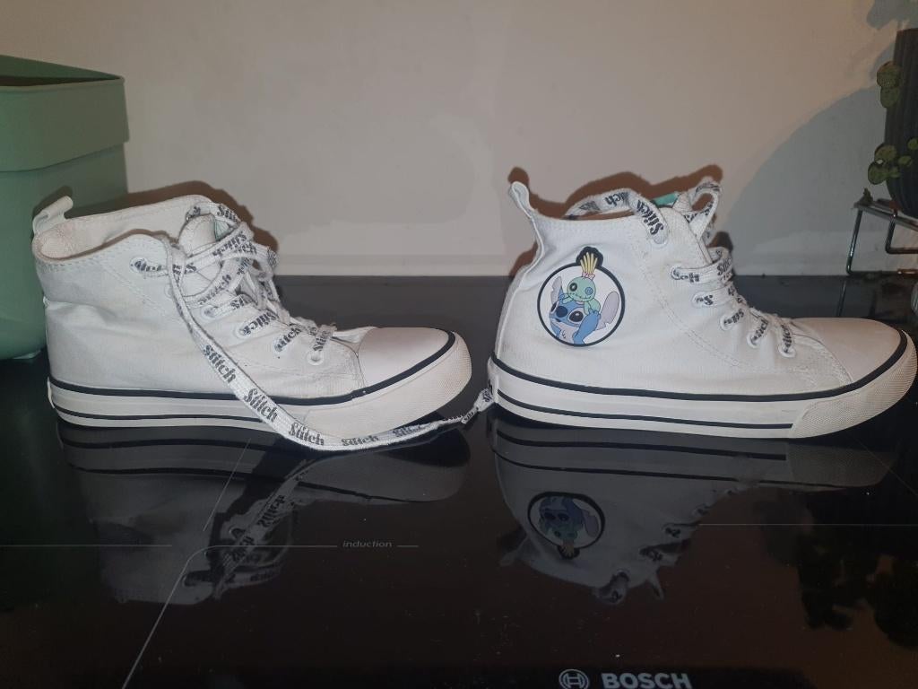 Stitch & Angel half hoge witte schoen maat 35, Kinderen en Baby's, Kinderkleding | Schoenen en Sokken, Gebruikt, Jongen of Meisje