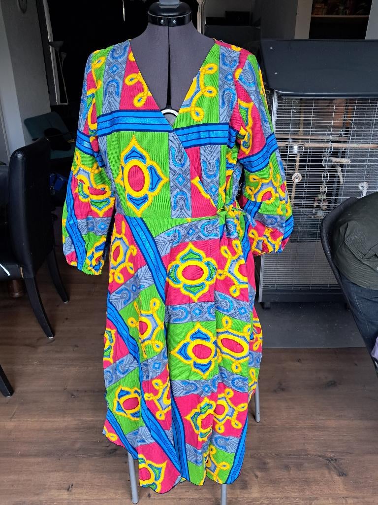 wikkeljurk afrikaans maat m, nieuw, Kleding | Dames, Ophalen of Verzenden, Nieuw, Maat 38/40 (M), Onder de knie