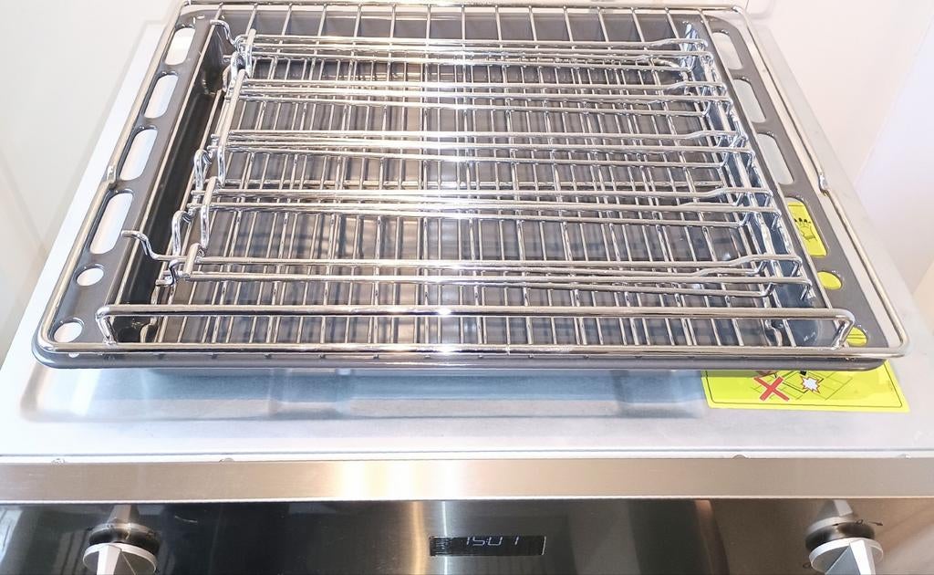 Smeg inbouw heteluchtoven ZGAN SF485X, Witgoed en Apparatuur, Ovens, Verzenden, Zo goed als nieuw, Oven met grill, Inbouw