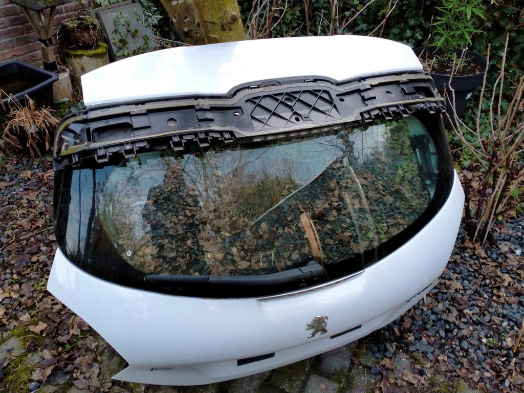 Achter klep Peugeot 208 zonder spoler, Ophalen of Verzenden, Achter, Peugeot, Achterklep