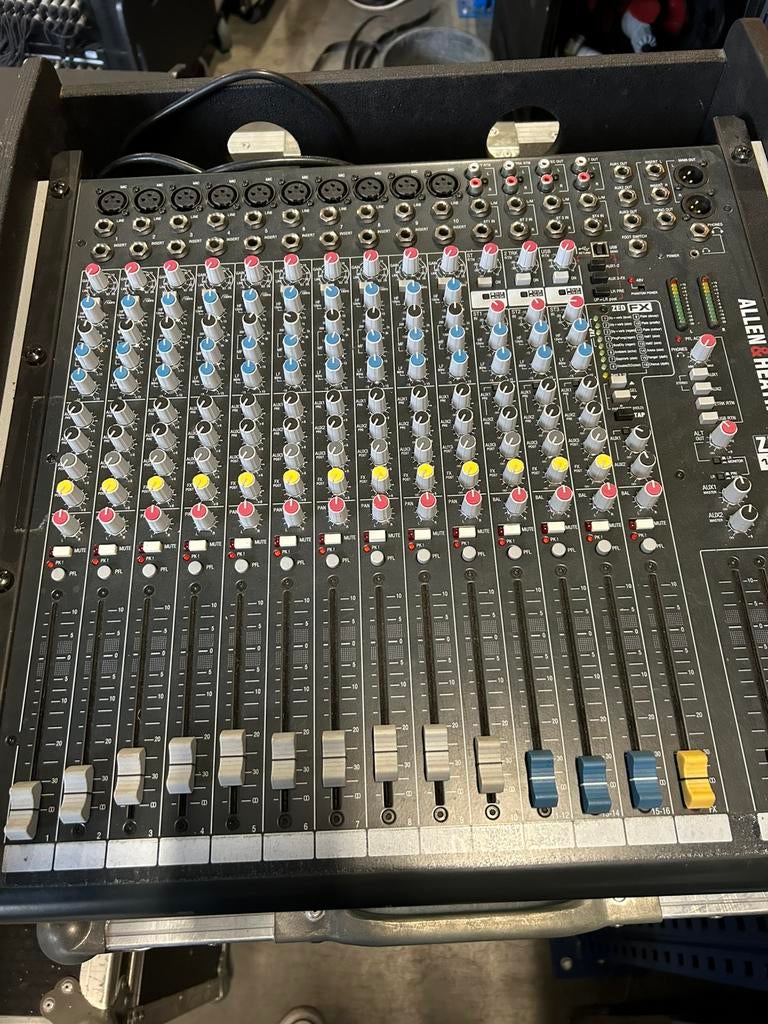 Allen & Heath ZED16fx, Muziek en Instrumenten, Mengpanelen, Ophalen, Zo goed als nieuw, 20 kanalen of meer