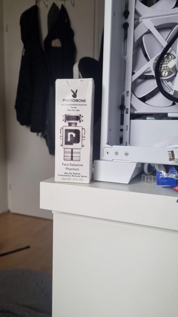 Paco Rabanne Phantom 45 ML - Douglas, Sieraden, Tassen en Uiterlijk, Uiterlijk | Parfum, Ophalen of Verzenden, Zo goed als nieuw