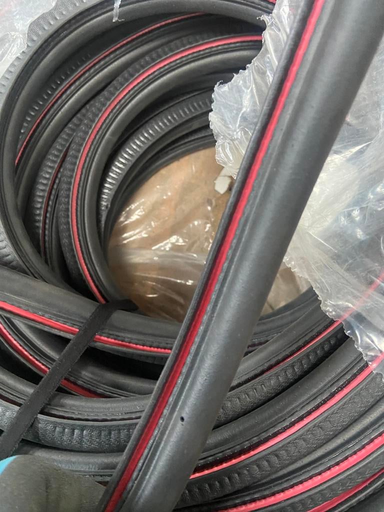 Mercedes G klasse deurrubber W460 en G w461, Auto-onderdelen, Ophalen of Verzenden, Nieuw