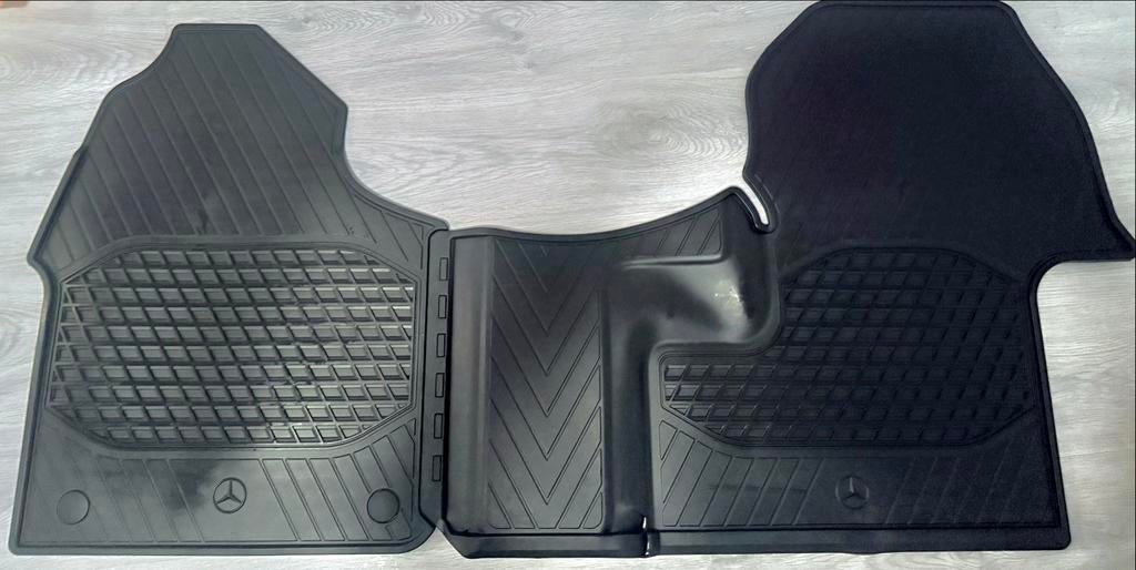 Mercedes sprinter 2012-2025 model  verenigbaar Matten Set, Ophalen of Verzenden, Zo goed als nieuw