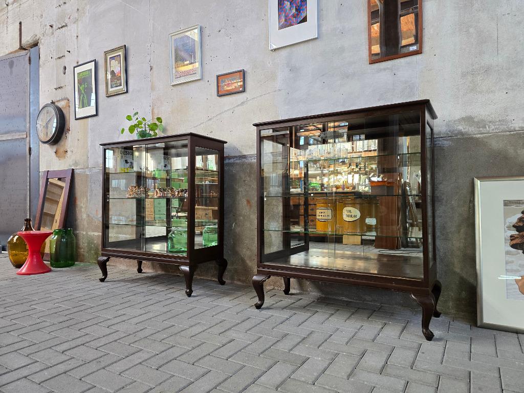 1x Vintage Show Vitrinekast | Dressoir Vitrine Kast Hout, Huis en Inrichting, Kasten | Vitrinekasten, 100 tot 150 cm, 100 tot 150 cm