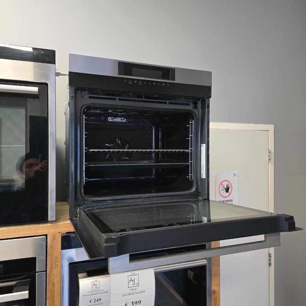 AEG Inbouw Oven BCK742220M, Witgoed en Apparatuur, Ovens, Ophalen, Oven, Hete lucht, Refurbished