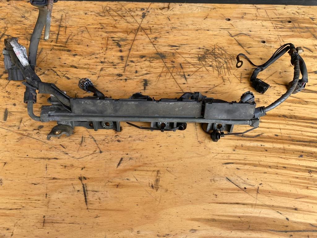 Mx5 benzinerail 1.8 NBFL (gebruikt), Auto-onderdelen, Motor en Toebehoren, Mazda, Gebruikt, Ophalen