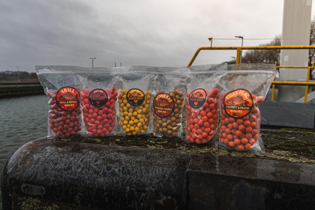 Karper Boilies 1kg – Scopulaas, Tiger Peach & Krill Mossel, Watersport en Boten, Ophalen of Verzenden, Nieuw, Overige typen