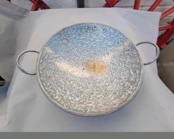 Emaille Wokpan / Roerbakpan met Handvatten, Huis en Inrichting, Keuken | Potten en Pannen, Gebruikt, Wok, Gietijzer, Inductieplaat