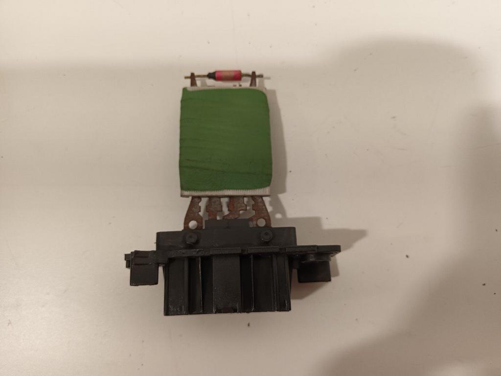 Kachelweerstand Opel Corsa, Onderdelen@venauto.nl, Van der Ven Autorecycling B.V., Gebruikt, Ettenseweg 76, 4706 PB Roosendaal, The Netherlands