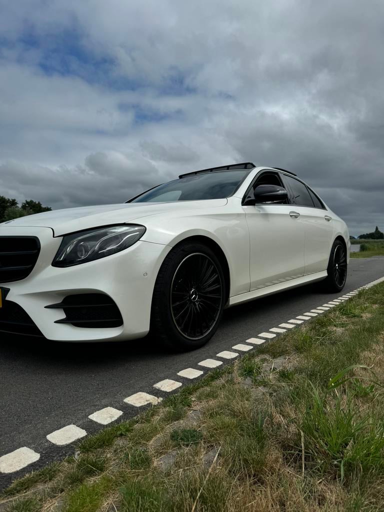 Mercedes benz e klasse 350 diesel, Automaat, Achterwielaandrijving, Zwart, Overige kleuren