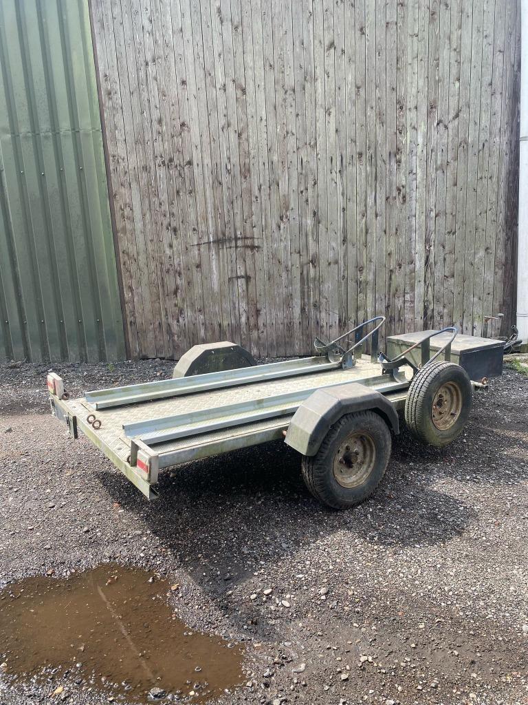 motoraanhanger te huur eventueel ook te koop, Diensten en Vakmensen, Verhuur | Auto en Motor, Aanhangwagen