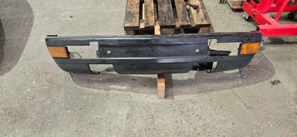Bmw E28 keienvanger 518i 524td 525i 535i 528i origineel, Ophalen, Gebruikt, Voor, Bumper