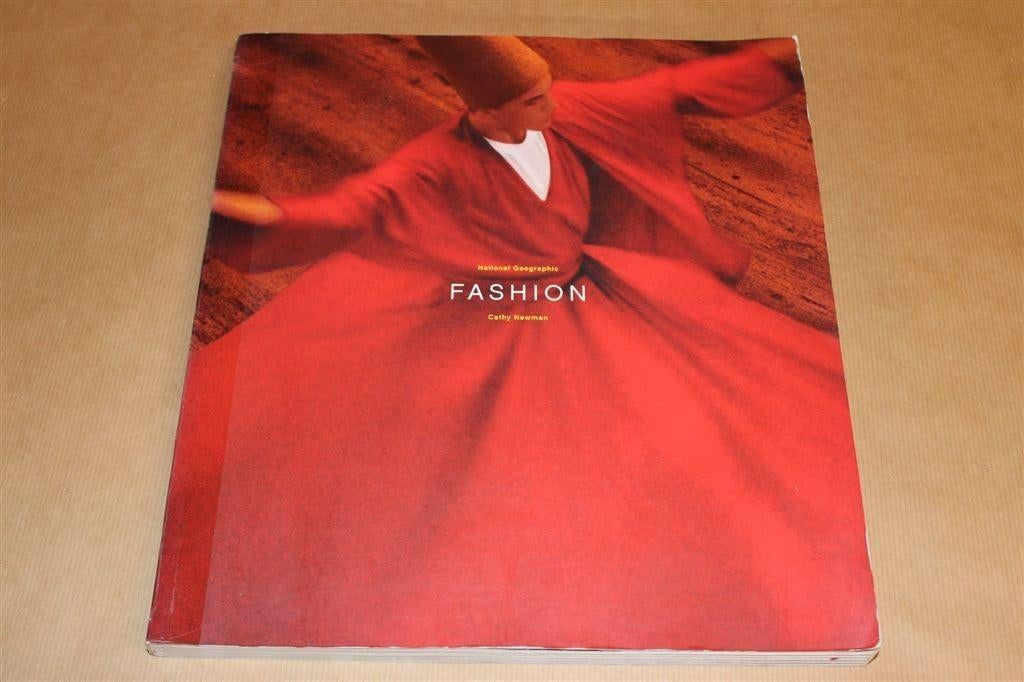 Fashion Fotoboek [National Geographic] — Mode Wereldwijd, Ophalen of Verzenden, Gelezen, Mode algemeen
