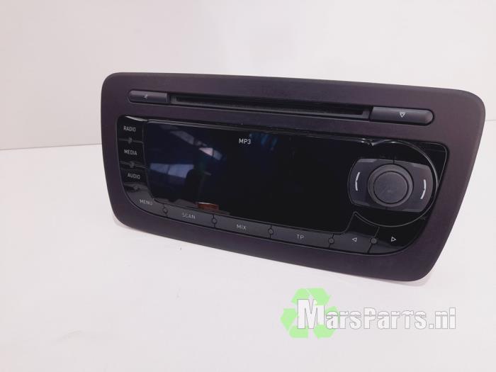Radio van een Seat Ibiza, Gebruikt, -, -, Ophalen of Verzenden