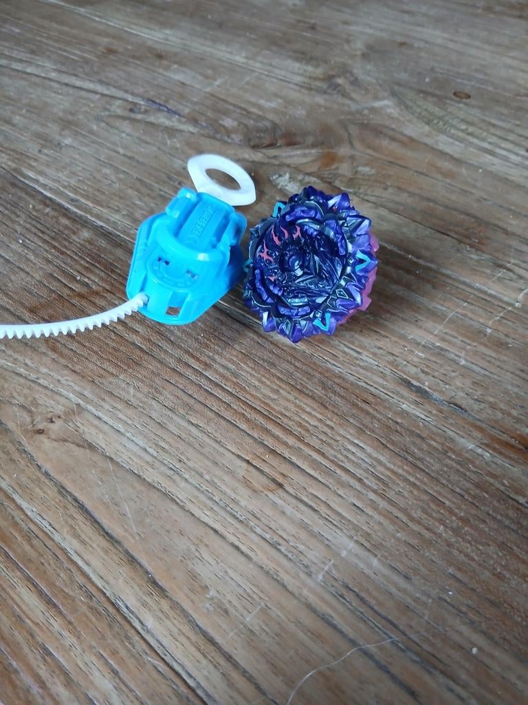 Beyblade burst, Ophalen of Verzenden, Gebruikt, Jongen of Meisje