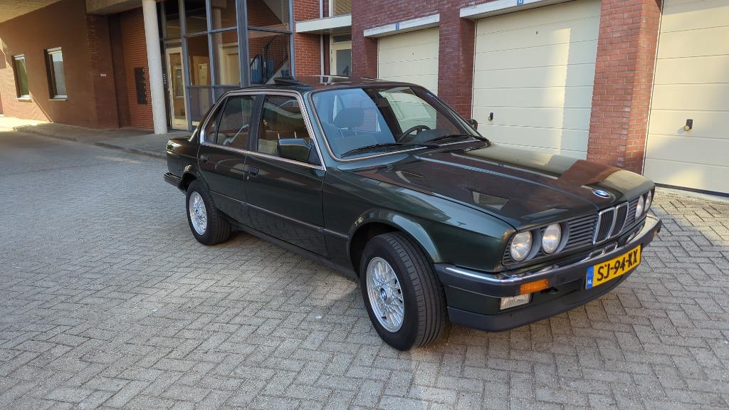 BMW 3-Serie 1.8 I 318 AUT U9 1987 Groen - E30 + Velgen set, Auto's, Automaat, 4 cilinders, Origineel Nederlands, Particulier