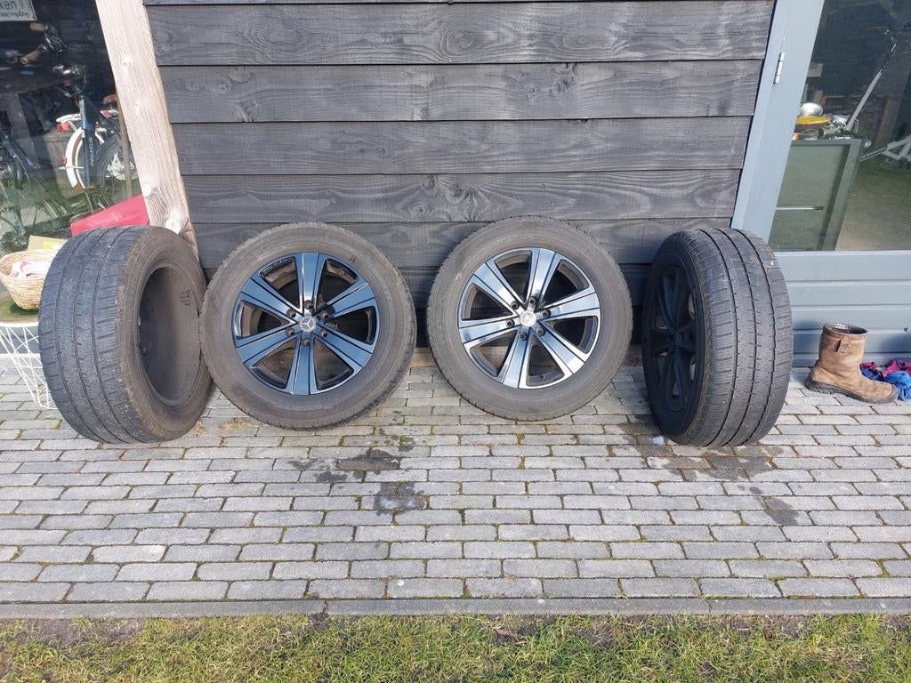 Mercedes Benz Sprinter velgen met band, Ophalen of Verzenden, Bestelwagen, Zomerbanden
