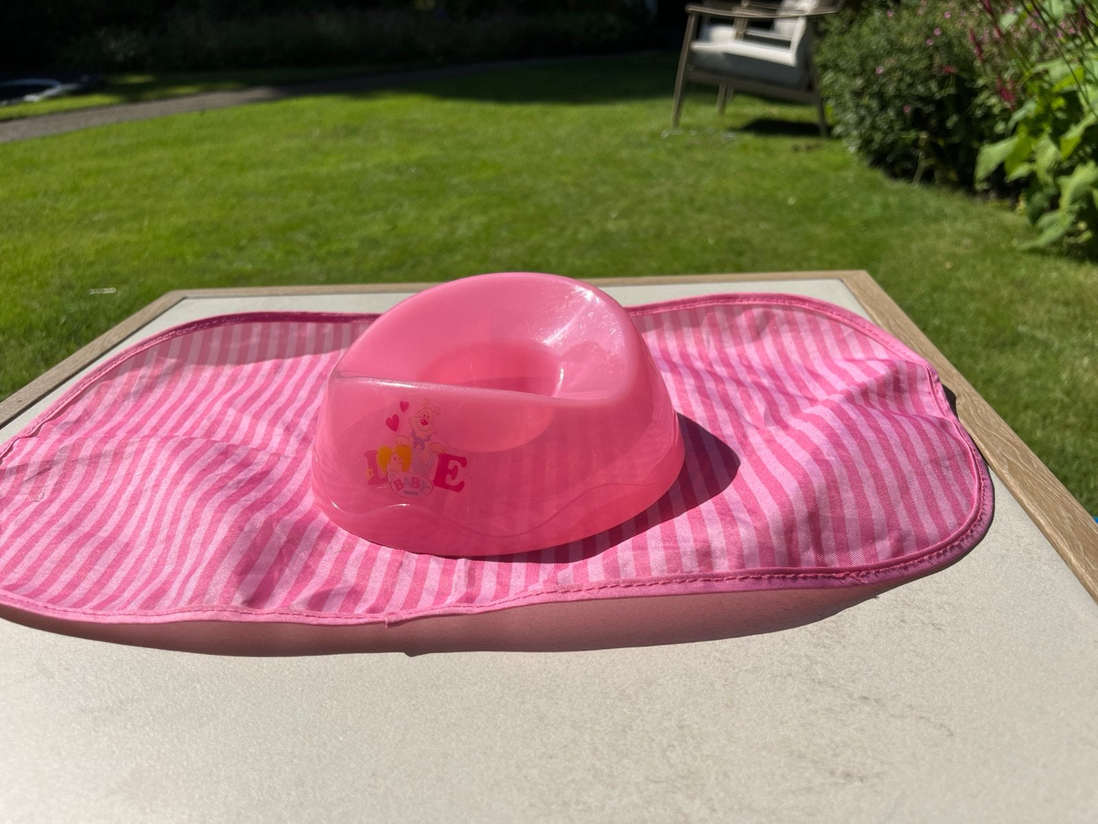 Babyborn inclusief potje, bed, tas, draagtas en kleertjes, Kinderen en Baby's, Speelgoed | Buiten | Opblaasfiguren, Ophalen, Zo goed als nieuw
