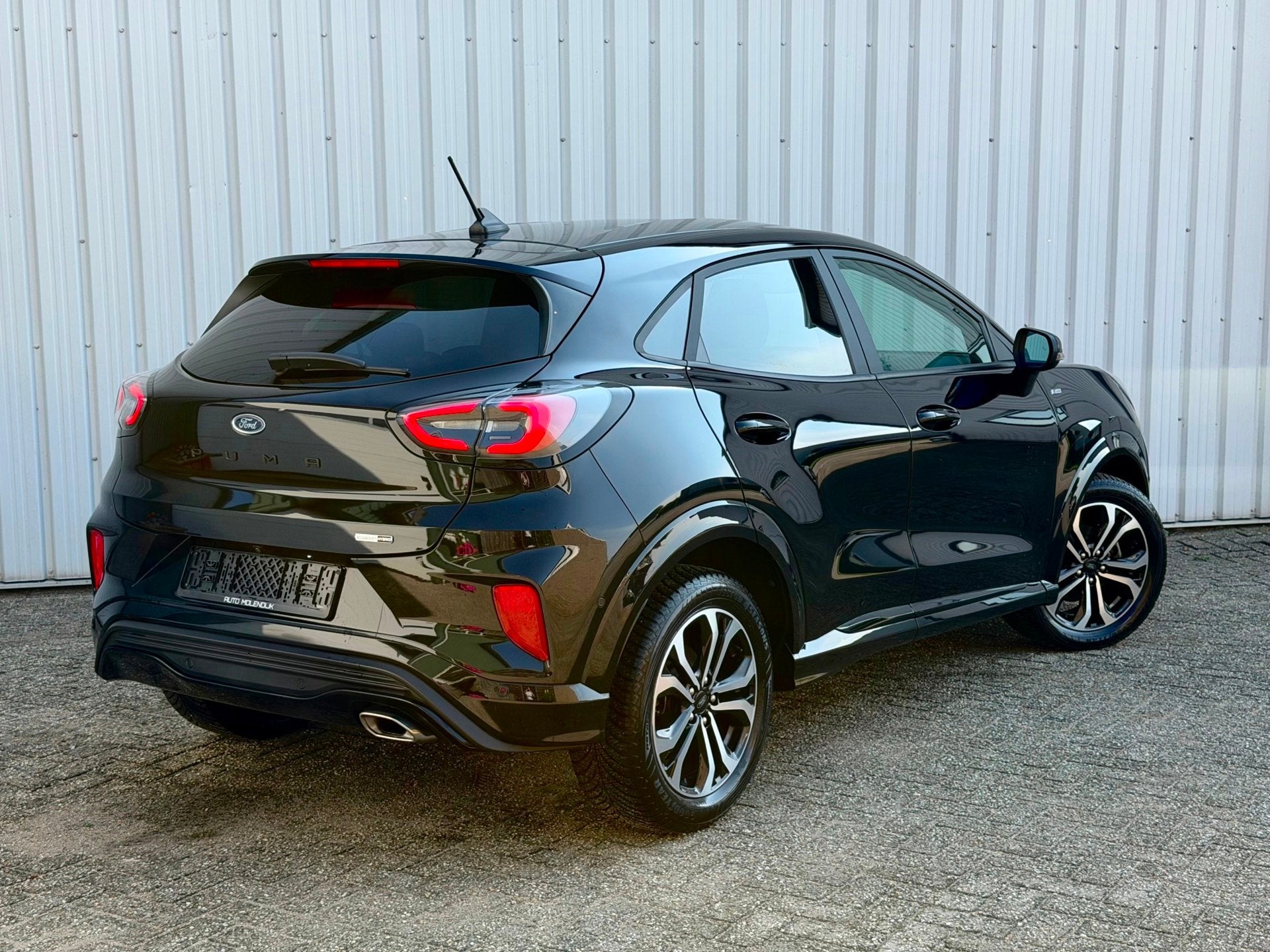 Ford Puma 1.0 EcoBoost Hybrid ST-Line Automaat / Hybrid / Ca, Dealer onderhouden, Zwart, 1226 kg, Zwart