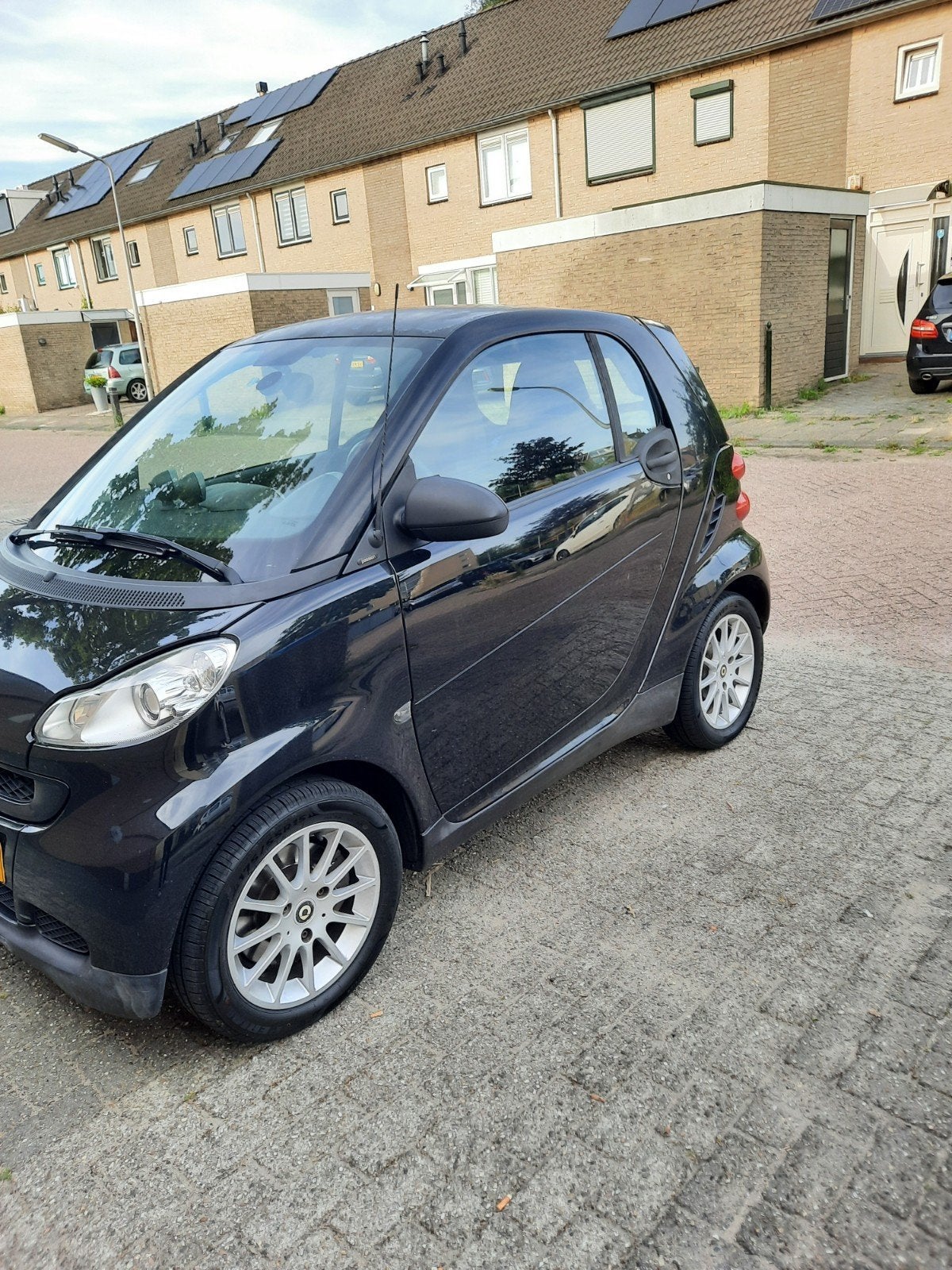 Smart ForTwo 1.0 52KW Coupe MHD AUT 2009 Zwart, Auto's, Smart, Automaat, Achterwielaandrijving, 18 €/maand, Origineel Nederlands