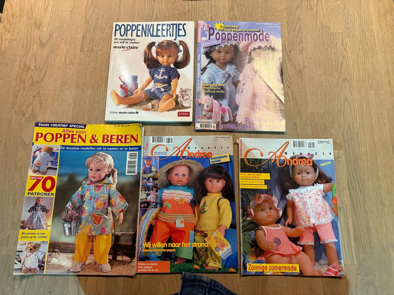 5x Poppenkleding Patronen Boeken - Andrea, Poppen & Beren, Ophalen of Verzenden, Gebruikt, Overige typen