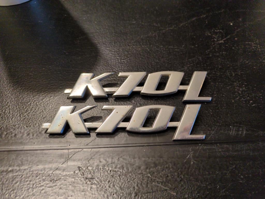 VW K70 K70L logo embleem achterkant, Ophalen of Verzenden, Gebruikt, Volkswagen