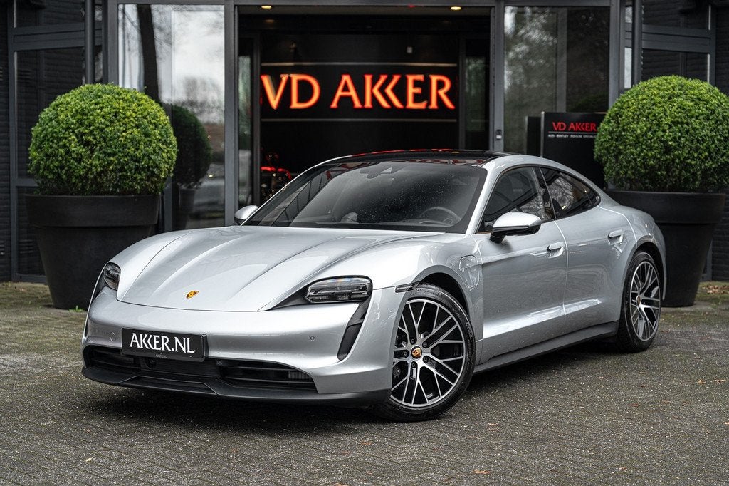Porsche Taycan Performance Accu Plus | Panoramadak | Adapt., Auto's, Porsche, 434 pk, Gebruikt, 4 stoelen, Vierwielaandrijving