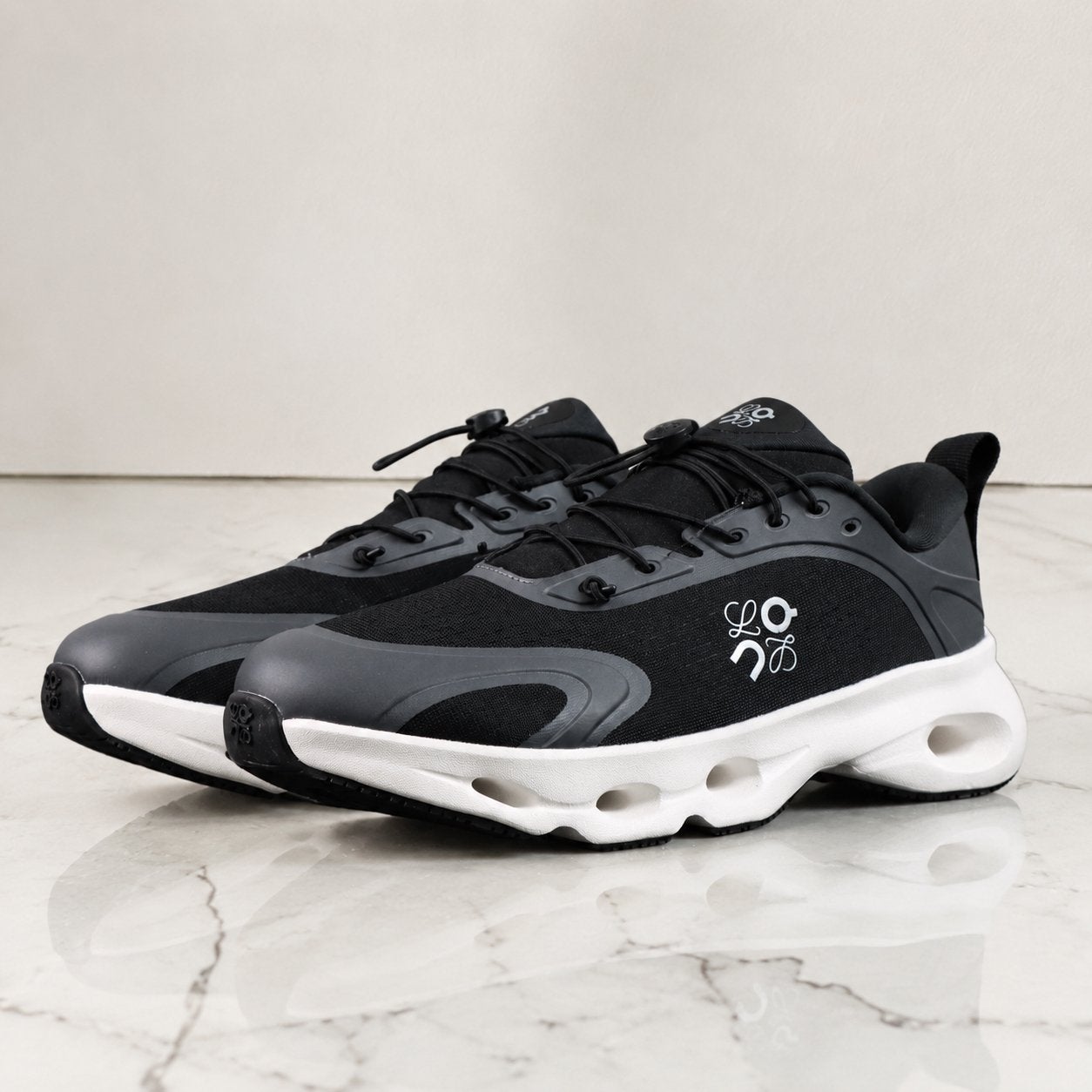 On x Loewe Cloudsolo sneakers in zwart/wit + DOOS, Kleding | Heren, Schoenen, Verzenden, Zwart, Sneakers of Gympen, Zo goed als nieuw