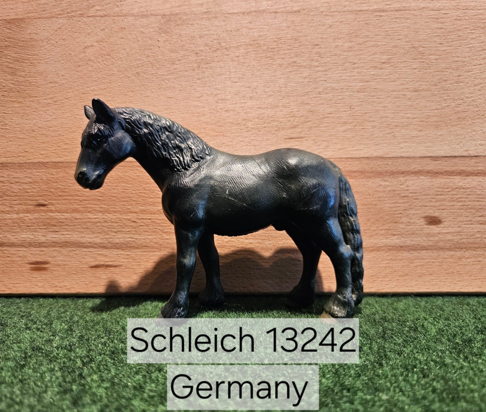 Schleich 13242 Friese hengst uit 1999, Ophalen of Verzenden, Zo goed als nieuw, Paard, Beeldje of Figuurtje